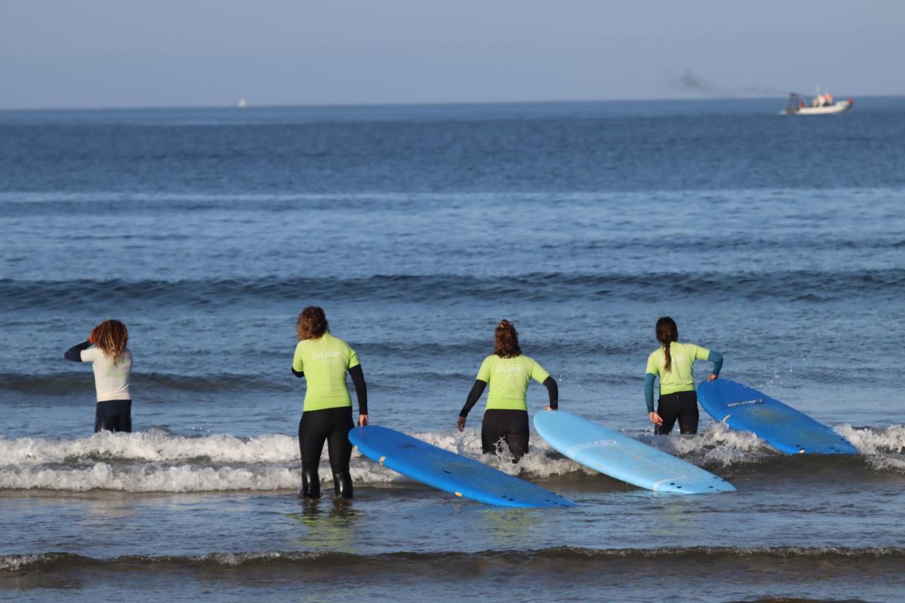 Getwet Surfcamp II Hostel Коста да Капарика Екстериор снимка
