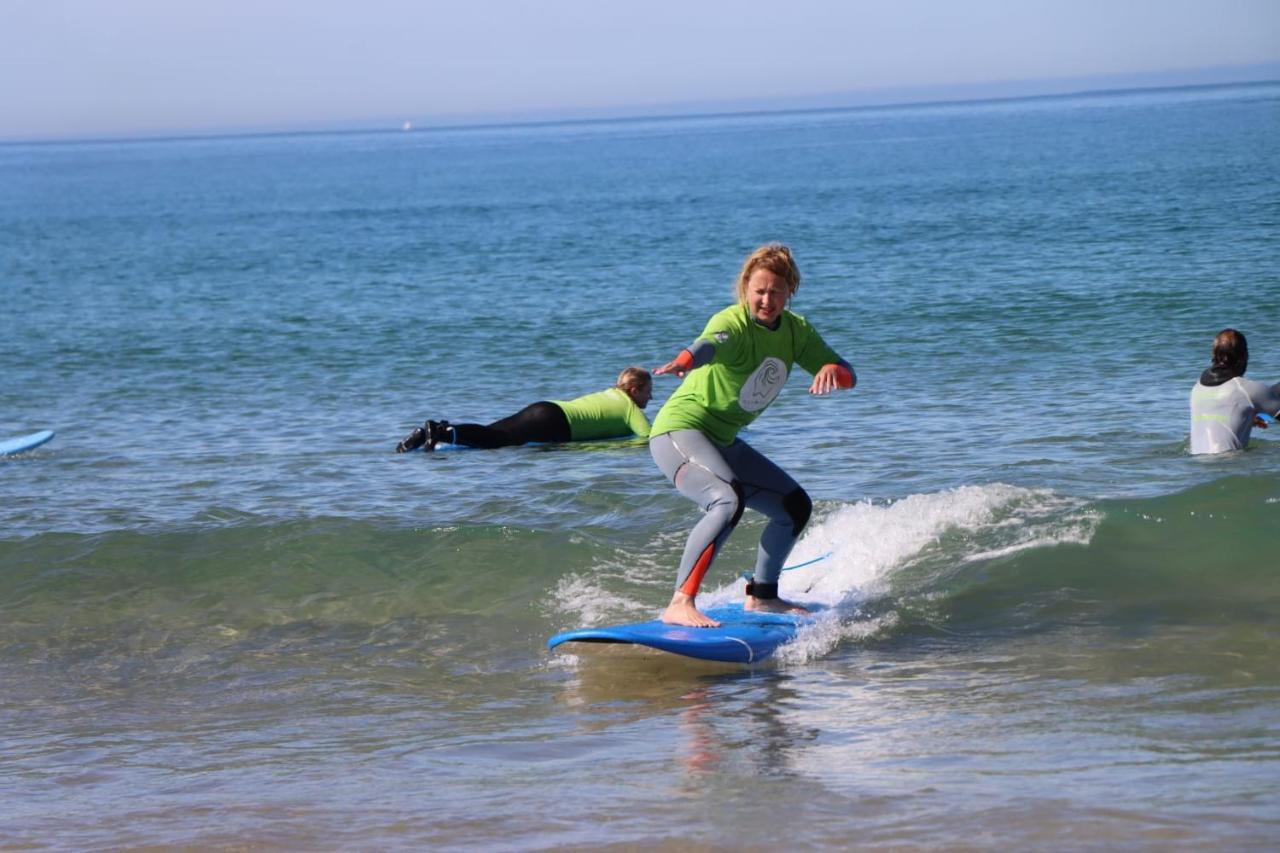 Getwet Surfcamp II Hostel Коста да Капарика Екстериор снимка