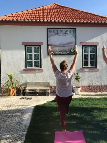 Getwet Surfcamp II Hostel Коста да Капарика Екстериор снимка